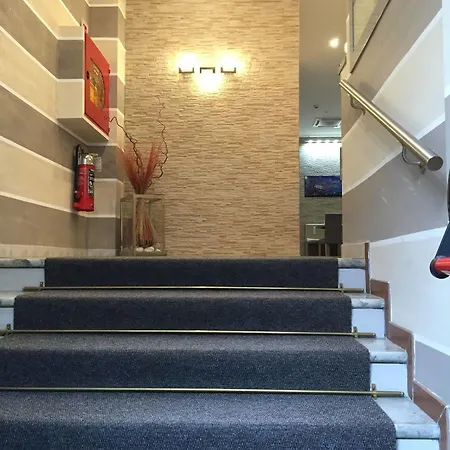 Hotel Montecarlo Milan