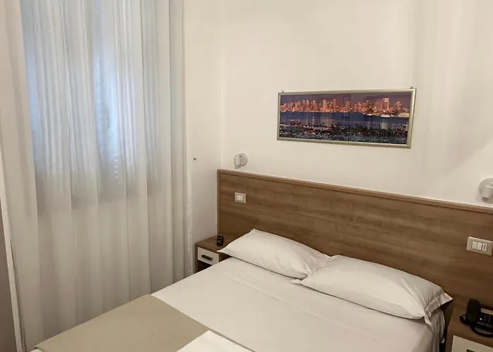 Montecarlo Ξενοδοχείο Μιλάνο
