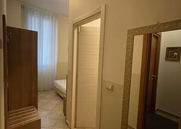 Montecarlo Ξενοδοχείο 3*
