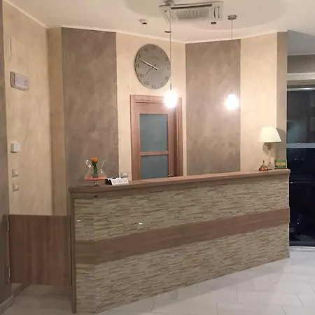 Szálloda Montecarlo Milánó