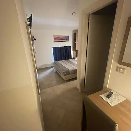 Szálloda Montecarlo