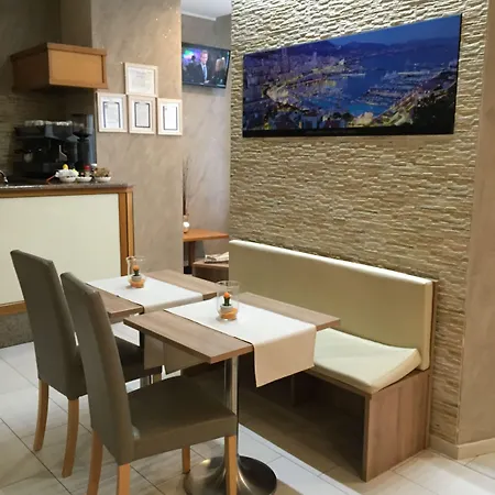 Montecarlo 3* Milánó