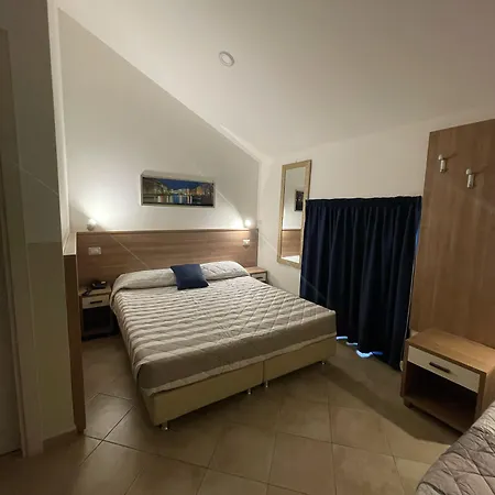 Montecarlo Hotel Milão