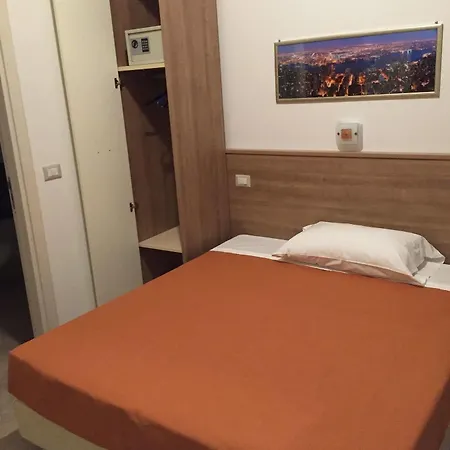 Szálloda Montecarlo 3*