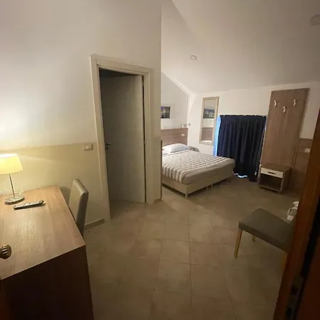 Hotel Montecarlo Milán